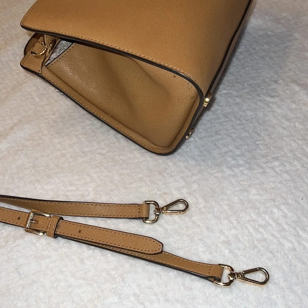Michael Kors Selma Saffiano Leather Medium Satchel Crossbody Peanut